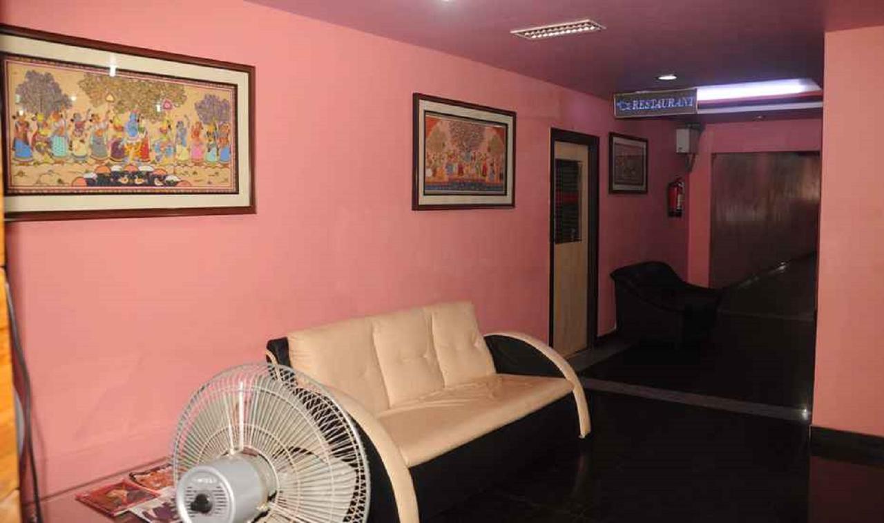 Hotel Bhubaneswari Classic Brahmapur Exterior photo